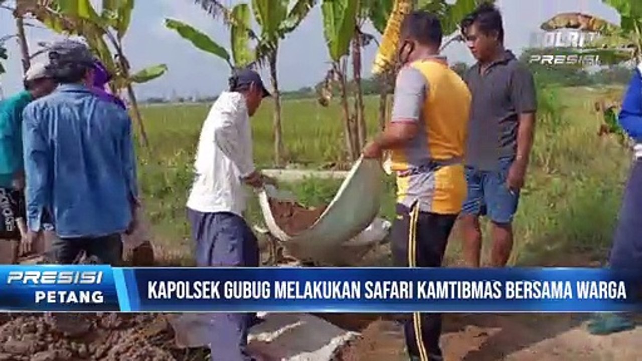Safari Kamtibmas Polsek Gubug Polres Grobogan diwujudkan dengan Kerja Bhakti bersama Warga