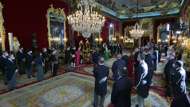 El Rey insta a Marruecos a caminar juntos para materializar nuevas relaciones con España