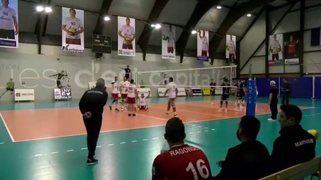 Images maritima: les actions fortes du match entre Martigues Volley et Fréjus