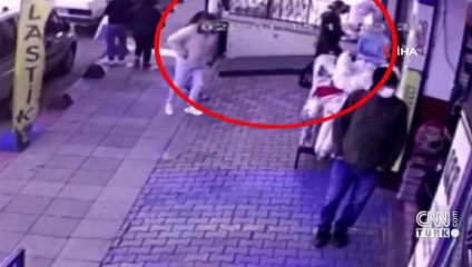 Battaniye hırsızları iş başında... İkisi müşterileri oyaladı, diğeri battaniye çaldı