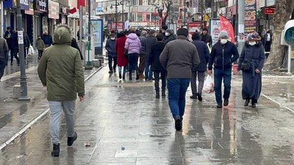 Kovid-19 vaka yoğunluğu hızla artan Karabük'te "aşı ve tedbir" çağrısı