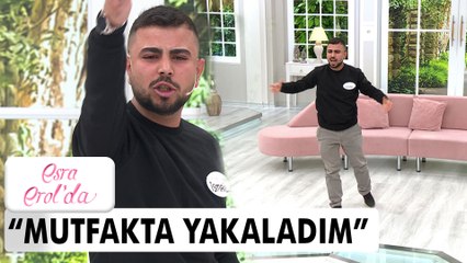 İsmail sinir krizi geçirdi: İki çocuğumuzu da öldürecek! - Esra Erol'da 17 Ocak 2022