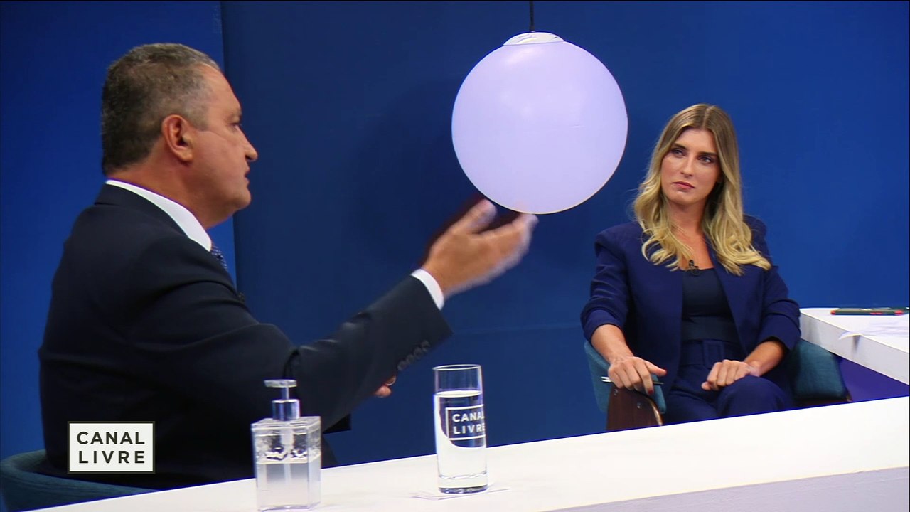 Rui Costa deu sua opinião sobre a reforma trabalhista. "Tem um problema: ela não foi construída com diálogo. Mas ela não pode ser modificada em uma canetada", acredita.