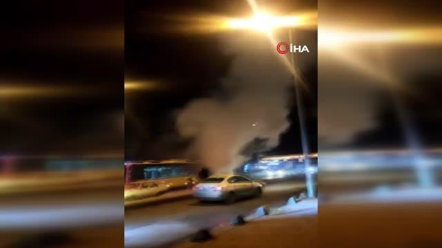 Son dakika haber | Arnavutköy'de yolda kalan İETT otobüsünden dumanlar yükseldi