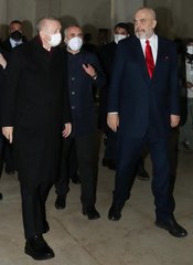 Cumhurbaşkanı Erdoğan, Tiran'daki Namazgah Cami'yi gezdi