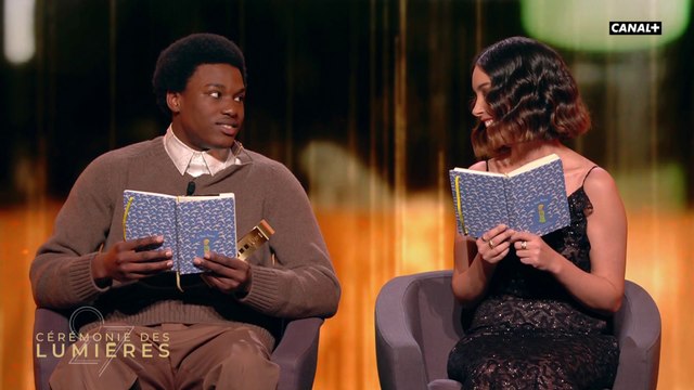 Fanny Liatard & Jérémy Trouilh reçoivent le prix du meilleur premier film - Lumières 2022