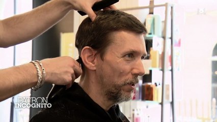 VOICI - VIDEO Patron incognito : cette ressemblance frappante avec un célèbre personnage de série qu'ont souligné les internautes