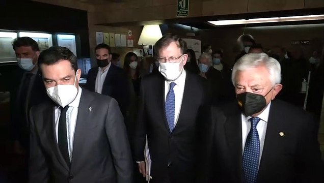 Moreno pide junto a Rajoy política para adultos con altura de miras y no inmadurez de populismos