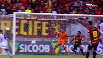 Atacante recebeu uma proposta do futebol árabe