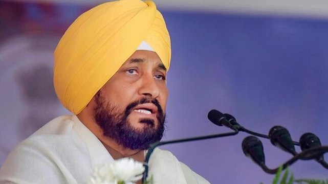 Congress tweet hints out at CM face for Punjab polls; AAP to announce its Punjab CM candidate today; more