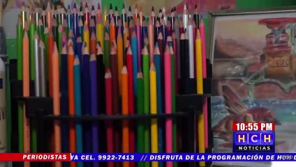 Estudiante de enfermería de 21 años de edad sueña con ser reconocida por sus dibujos