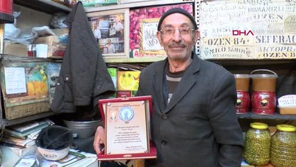 60 YILLIK TENEKE USTASININ HAYATI KİTAP OLDU