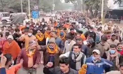 बीजेपी के अमरोहा रोड शो पर अखिलेश यादव ने उठाए सवाल !