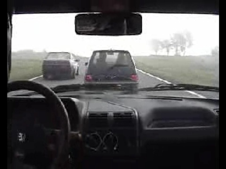 205 gti au luc