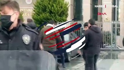 Çağlayan'da adliye önünde polise bıçaklı saldırı