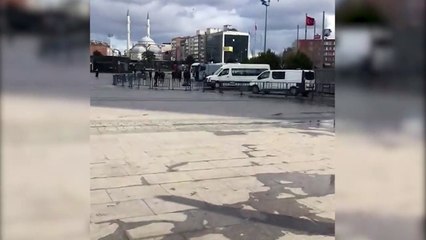 Çağlayan Adliyesi önünde polis bıçaklandı: Saldırgan vuruldu!