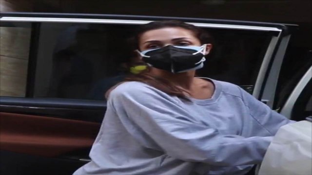 Arjun Kapoor से Break up के बाद Malaika Arora का हुआ बुरा हाल, Video Viral! | FilmiBeat