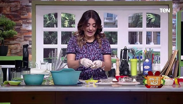 كل يوم أكلة | طريقة عمل شوربة سي فود مع الشيف فيفيان فريد