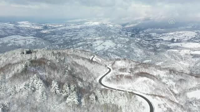 (DRONE) Domaniç Dağları kar yağışıyla beyaza büründü