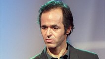 GALA VIDÉO - “Une situation terrible” : Jean-Jacques Goldman ému par la crise du Covid-19