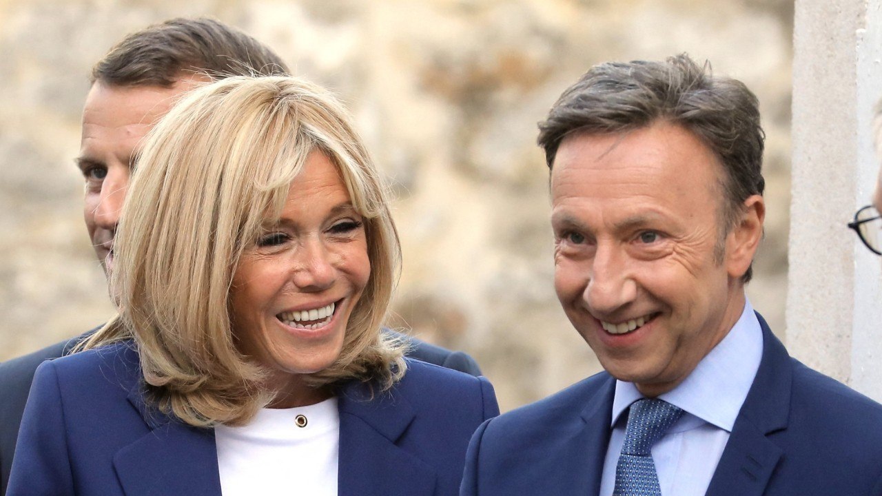 GALA VIDEO - “Oui j’aime Brigitte Macron” : Stéphane Bern évoque sa “tendresse particulière” pour la 1ère dame