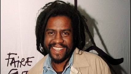 GALA VIDEO - Tonton David : un an après sa mort, sa famille porte plainte