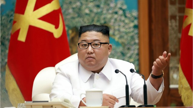 GALA VIDÉO - Le saviez-vous ? Kim Jong-un : son père, Kim Jong-il, serait l'inventeur d'un célèbre mets