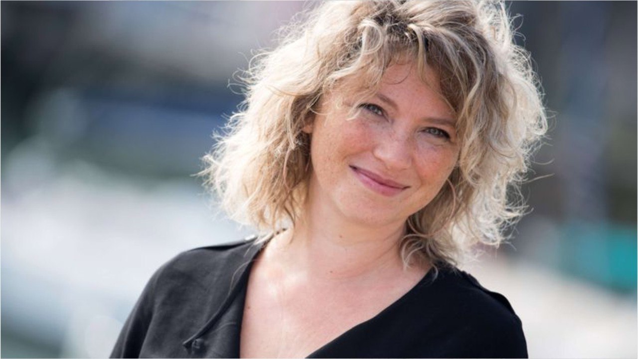 GALA VIDEO - Cécile Bois complexée pour le casting de Candice Renoir : « J’étais encombrée par ma poitrine énorme "