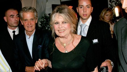 GALA VIDEO - EXCLU – Brigitte Bardot pimpante à 87 ans : “Je suis toujours impeccable”