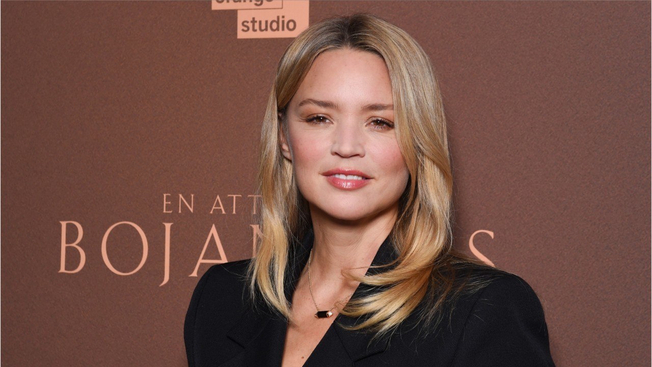 GALA VIDEO - “J’ai cru m’évanouir” : Virginie Efira effrayée par ses scènes de nudité