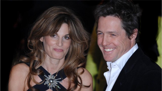 GALA VIDÉO - Le saviez-vous ? Hugh Grant a vécu une romance avec une amie proche de la Princesse Diana