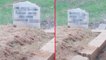 Ölen adamın mezar taşına yazdırdığı satırlar sosyal medyanın diline düştü
