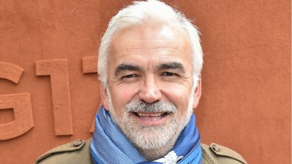 GALA VIDEO - Pascal Praud : quel père est-il pour ses quatre filles ?