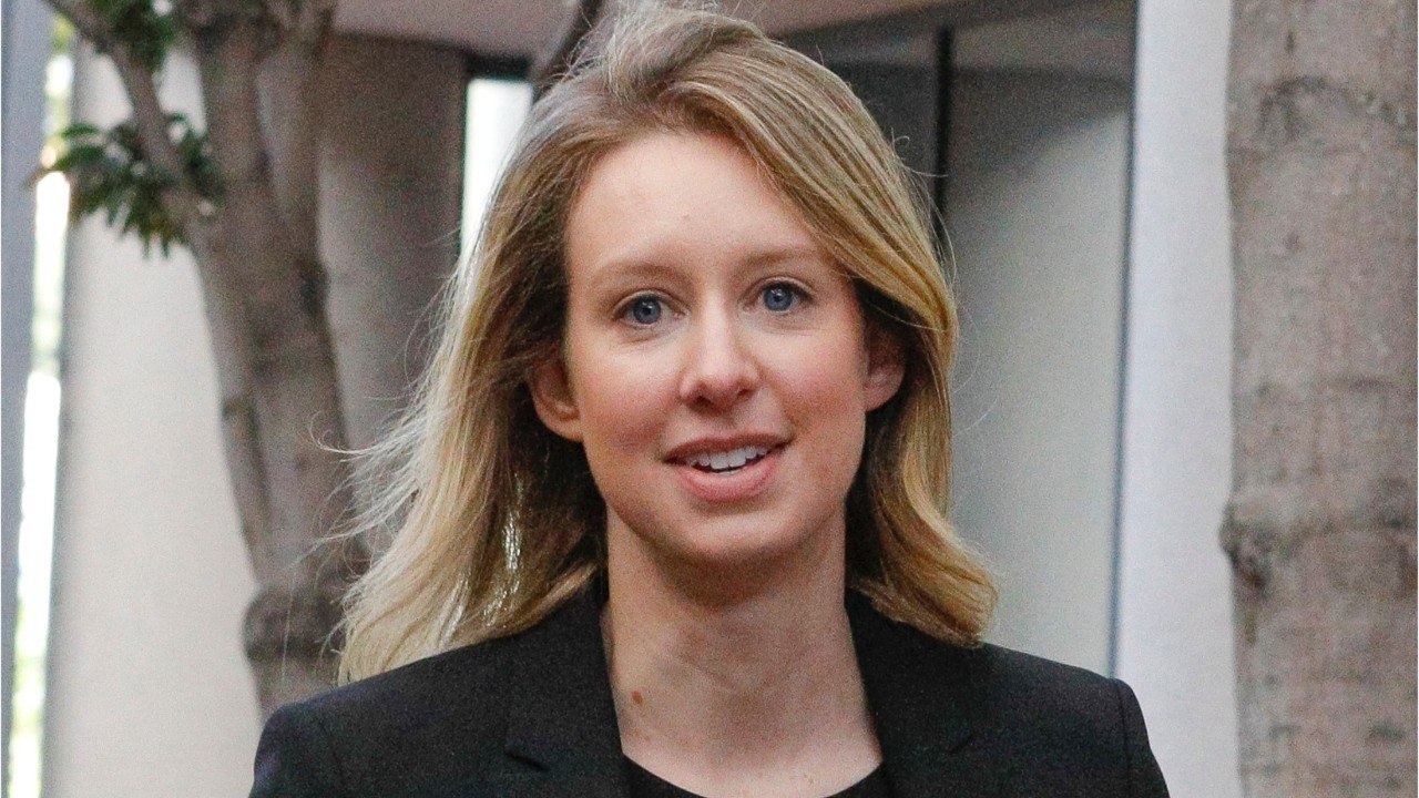 GALA VIDEO - Elizabeth Holmes : l’escroc de la Silicon Valley reconnue coupable de fraude dans l’affaire Theranos