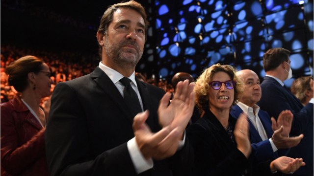 GALA VIDEO - Christophe Castaner : qui sont ses filles Jade et Léane ?