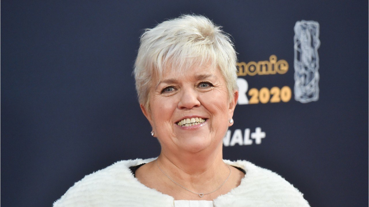 GALA VIDÉO - “Pas sûre d'y être” : Mimie Mathy absente des prochains concerts des Enfoirés pour raisons médicales ?