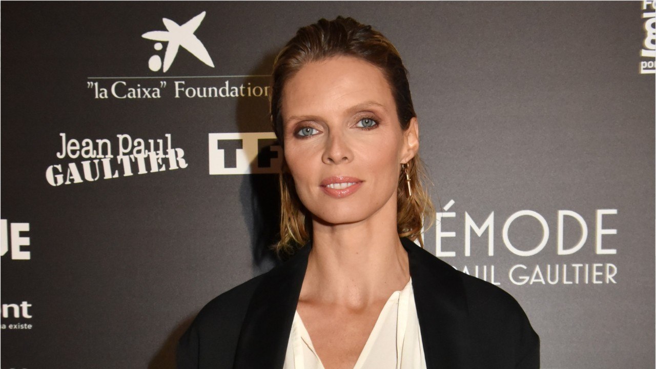 GALA VIDEO – Sylvie Tellier blessée au genou : elle n’est pas sortie de l’auberge !