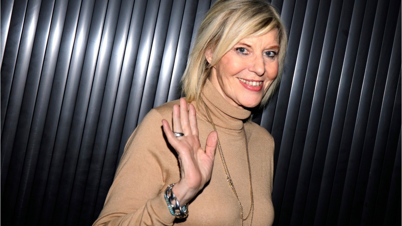 GALA VIDÉO - Chantal Ladesou heureuse d’être guérie du Covid-19 : “Ça y est, j'en suis sortie !”