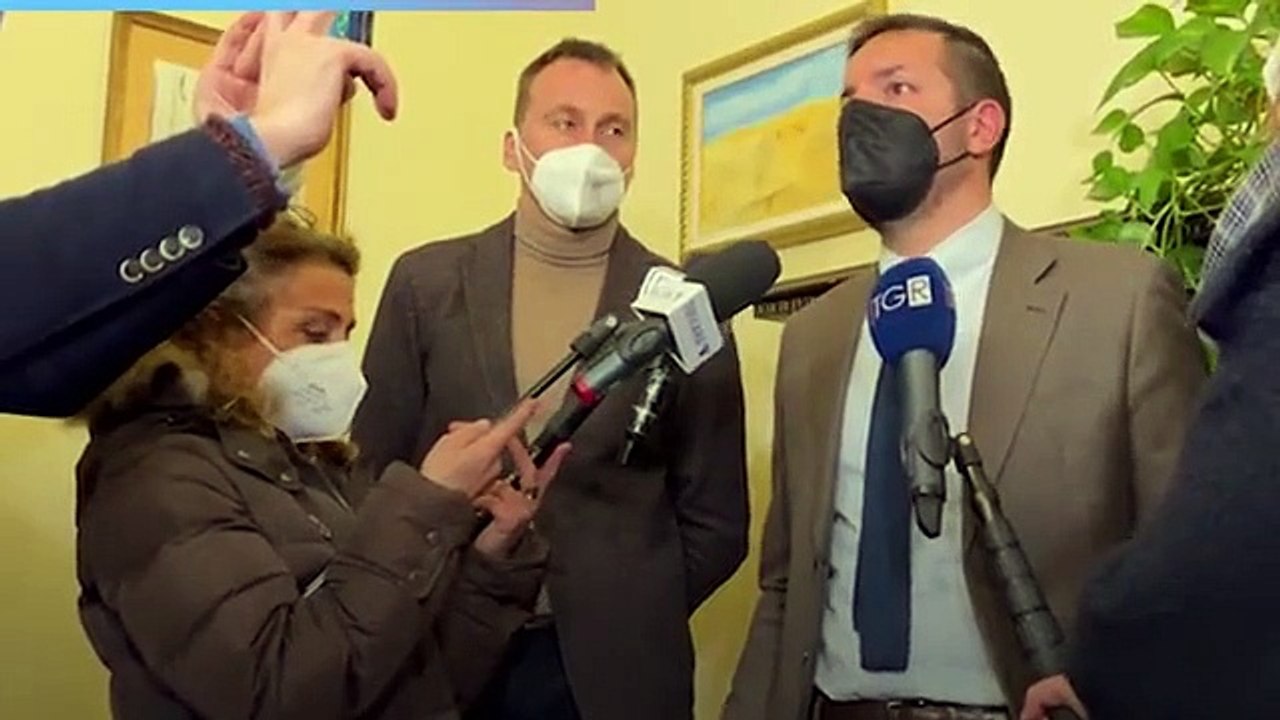 Donna aggredita da tassista, gli avvocati di lei: "Minacciata di morte dall'uomo"