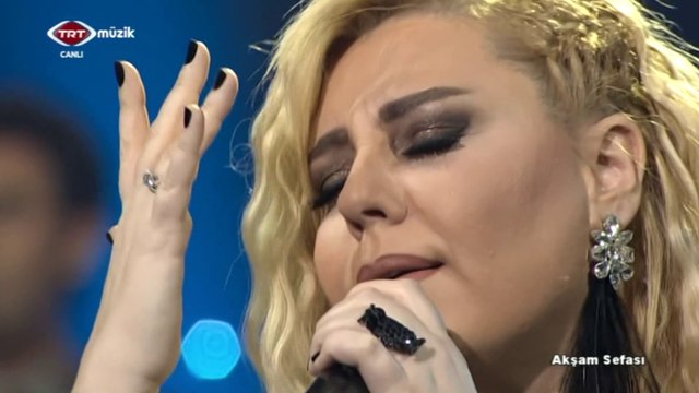 Mehsem Özşimşir / Gözlerin bir aşk bilmecesi sorar gibi