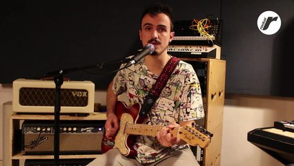 Folcast canta e suona “Scopriti” per Rockol