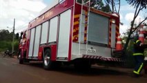 Bombeiros controlam incêndio em vegetação na região do Interlagos