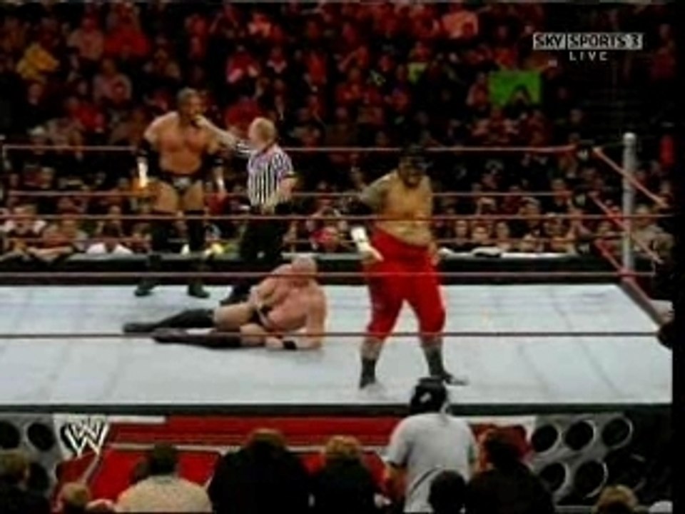DX vs Umaga and Snitsky