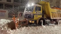 GAZİANTEP - Kar yağışı kent merkezinde etkili oluyor (2)