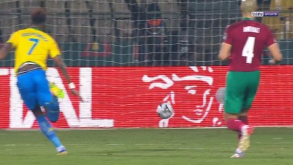 CAN 2021 : Hakimi assure la première place au Maroc