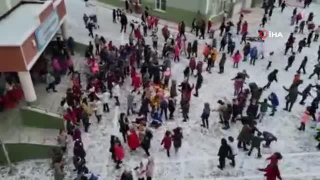 Başkent'te ilkokul öğrencileri Erik Dalı ile coştu