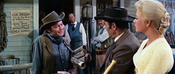 Pelicula de Vaquero El hombre de las pistolas de oro 2/2