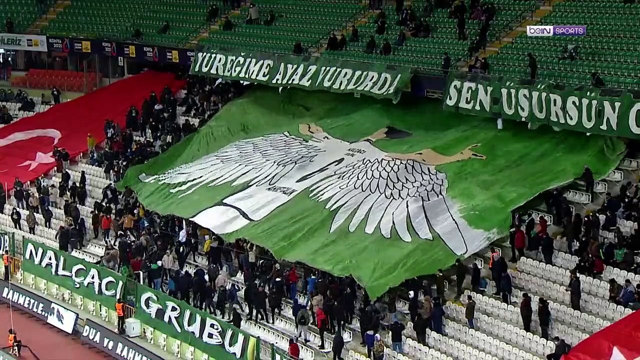 Konyaspor'da Ahmet Çalık'a Sezen Aksu şarkısıyla veda: Doymadım, doyamadım