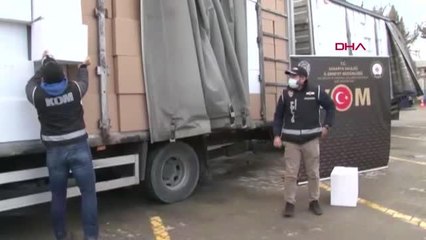 SAKARYA'DA DURDURULAN KAMYONDA 15 MİLYON ADET MAKARON ELE GEÇİRİLDİ