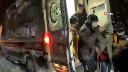 Tunceli'de mahsur kalan hamile ve sağlık ekiplerinin yardımına jandarma koştu